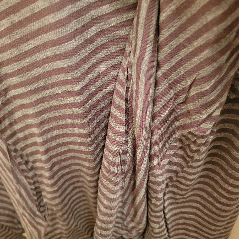 Top - Picture 3 of 3